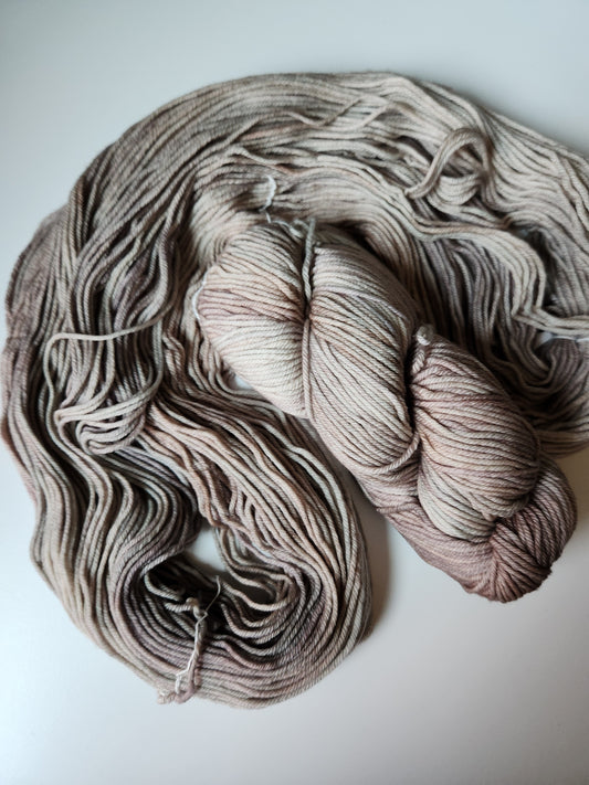 Malabrigo | Rios | Whole Grain | North Road Knits | Hand Dyed | Merino Wool | Worsted Yarn | Worsted | 100% Superwash Merino