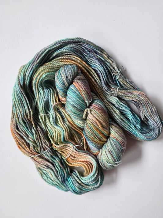 Malabrigo | Vientos | Amphibian | North Road Knits | Hand Dyed | Merino Wool | Bulky | 100% Super Wash Merino