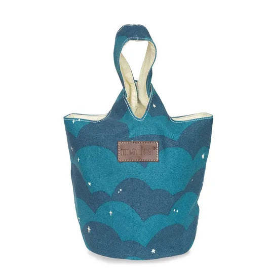 Loop Tote, Plaka