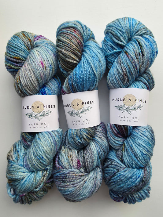 Purls & Pines | Worsted | Lilacs in Bloom