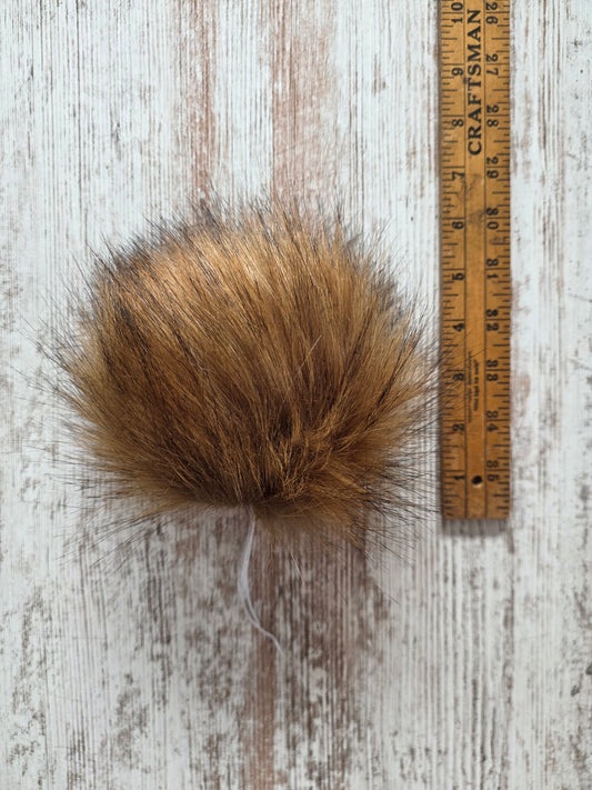 Country Stix Co Pom | Brown Grizzly