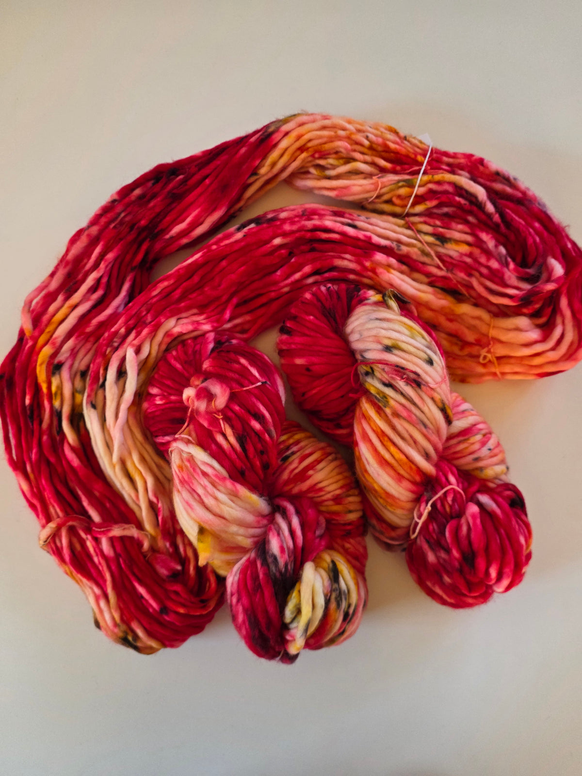 Danni's Designs Crafts | Super Bulky | Fireberry
