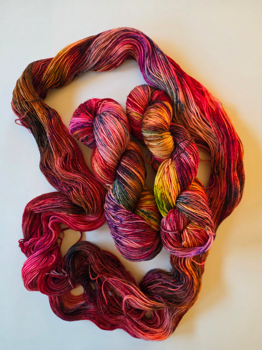 NRK | Sock | August Garden