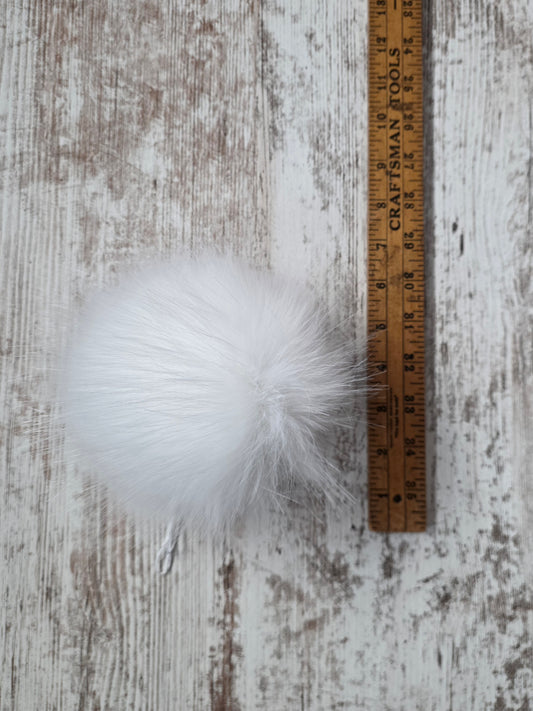 Country Stix Co Pom | Pure White