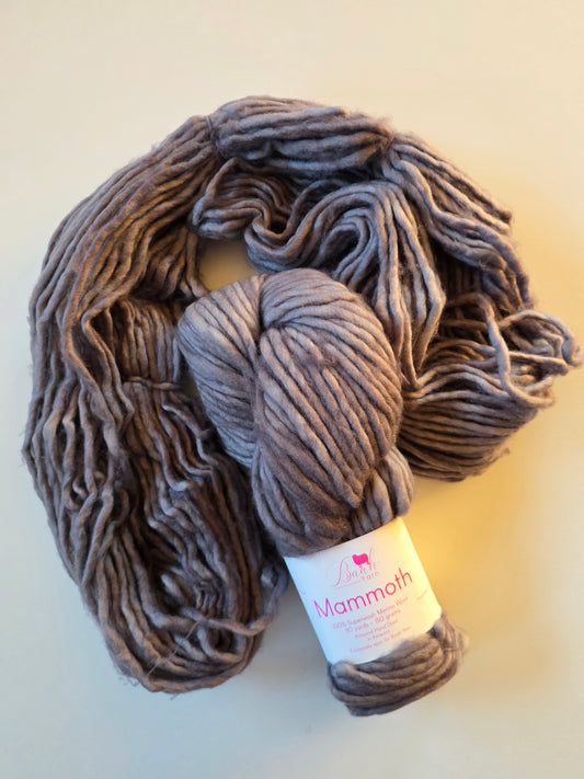 Baah Yarn | Mammoth | Pebble