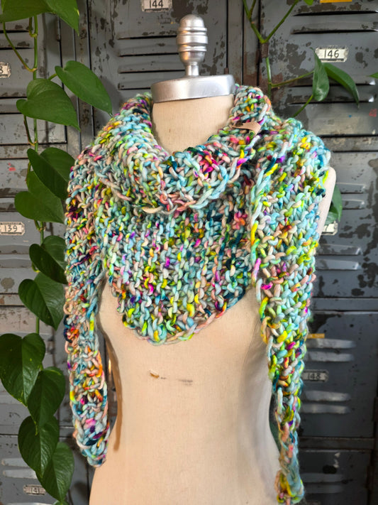 Merino Wool Shovel Point Scarf
