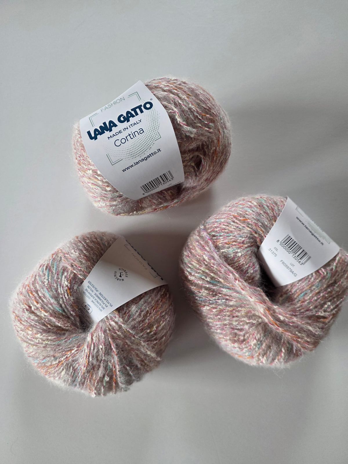 Lana Gatto | Cortina | 31375 | Magenta, Aqua, Orange