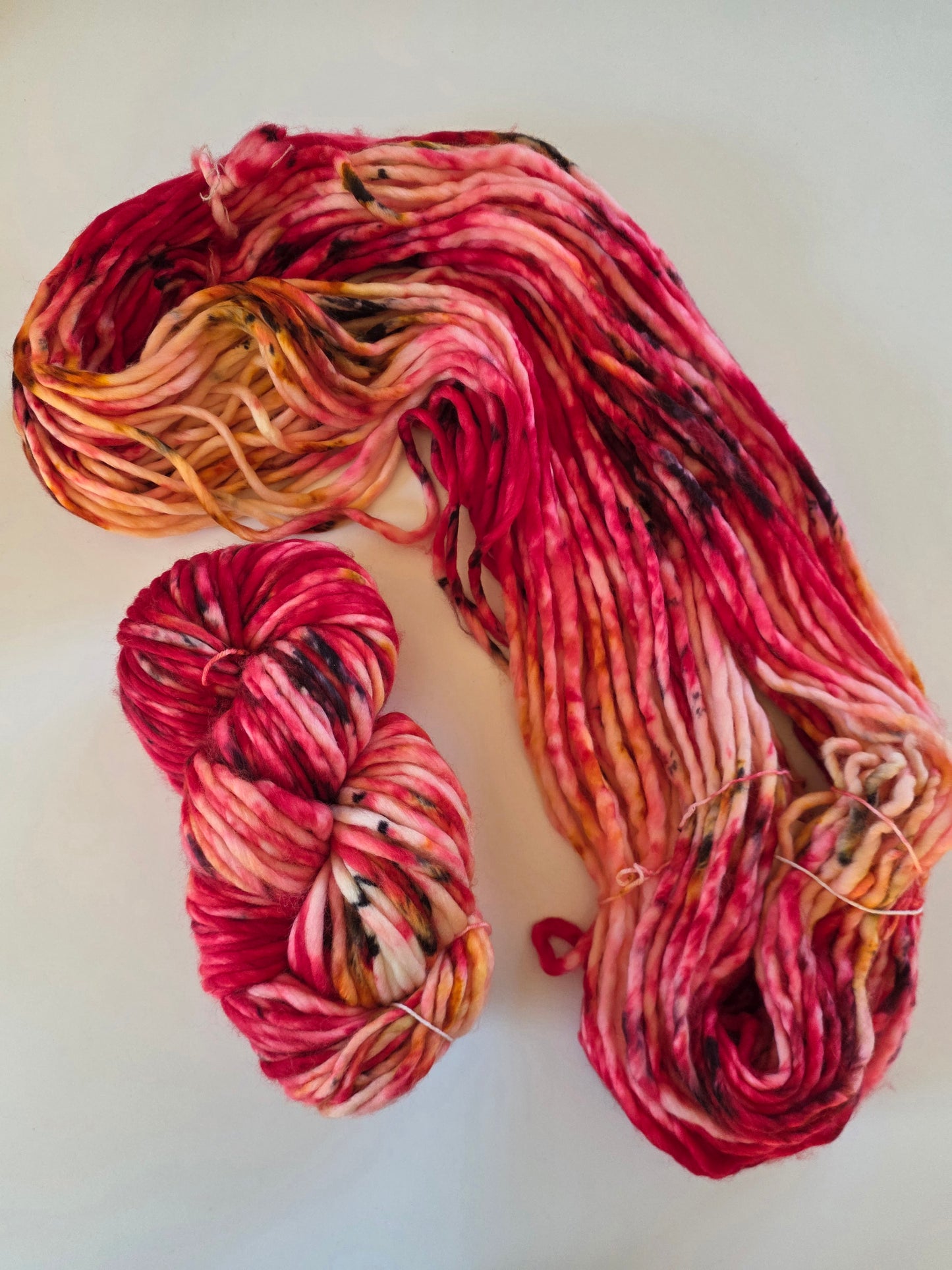 Danni's Designs Crafts | Super Bulky | Fireberry