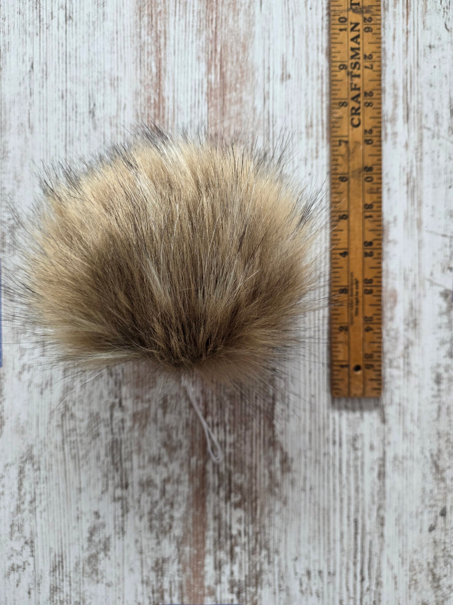 Country Stix Co Pom | Blondie