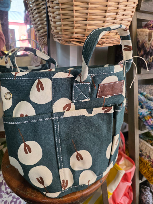 Project Tote, Tansy