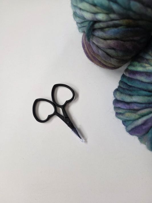Black Heart Mini Scissors