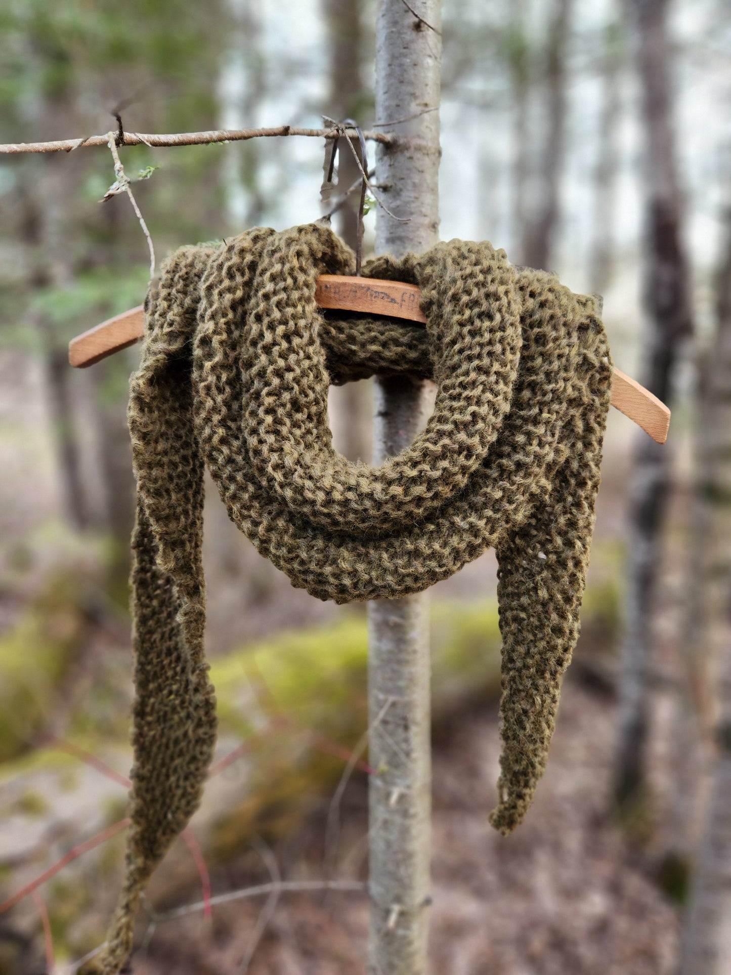 Sugarloaf Shawl Knitting Kit | Mood Ring