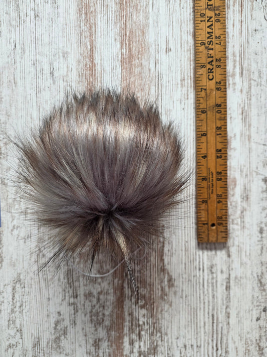 Country Stix Co Pom | Stormy Grey