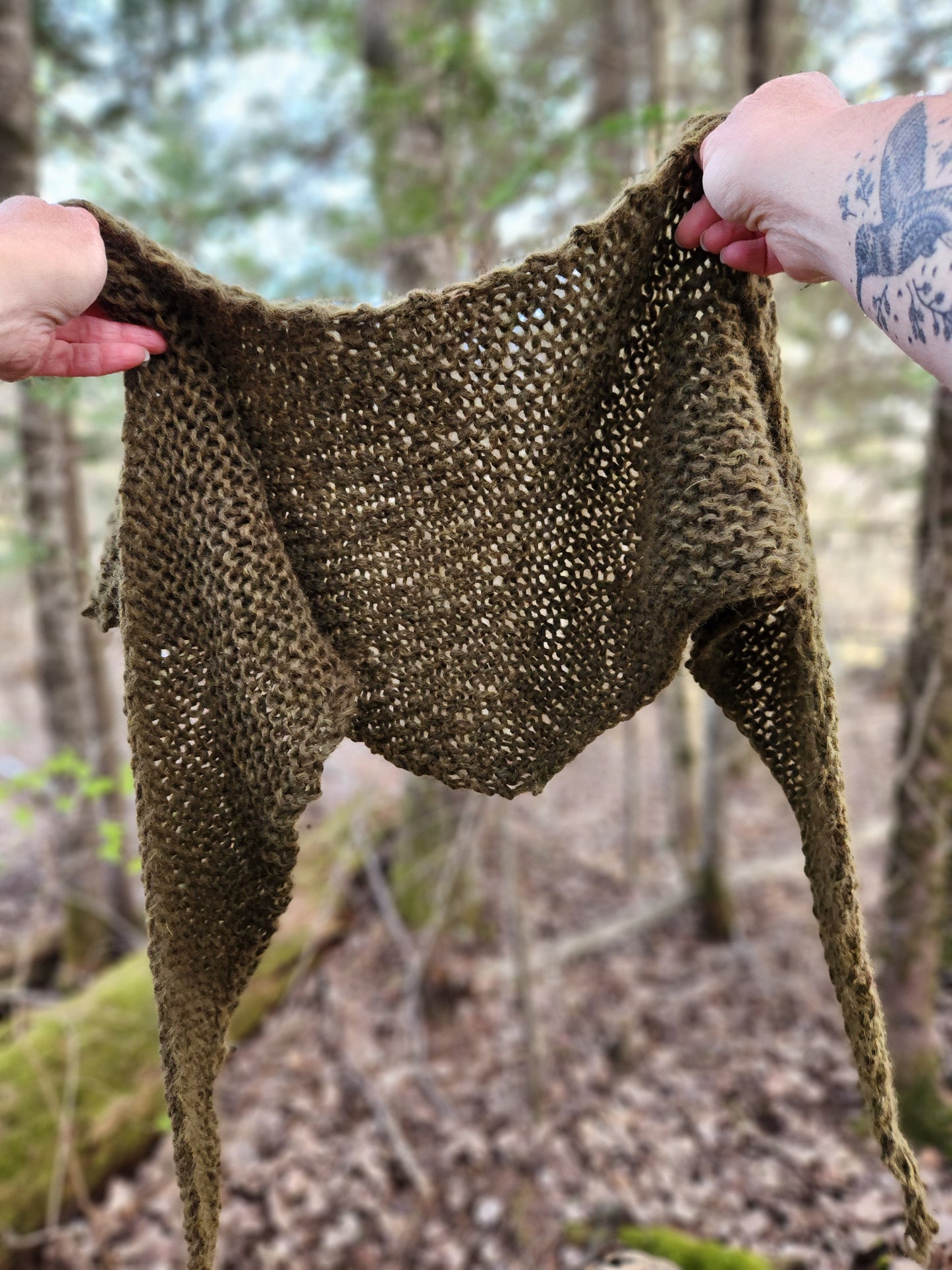 Sugarloaf Shawl Knitting Kit | Mood Ring
