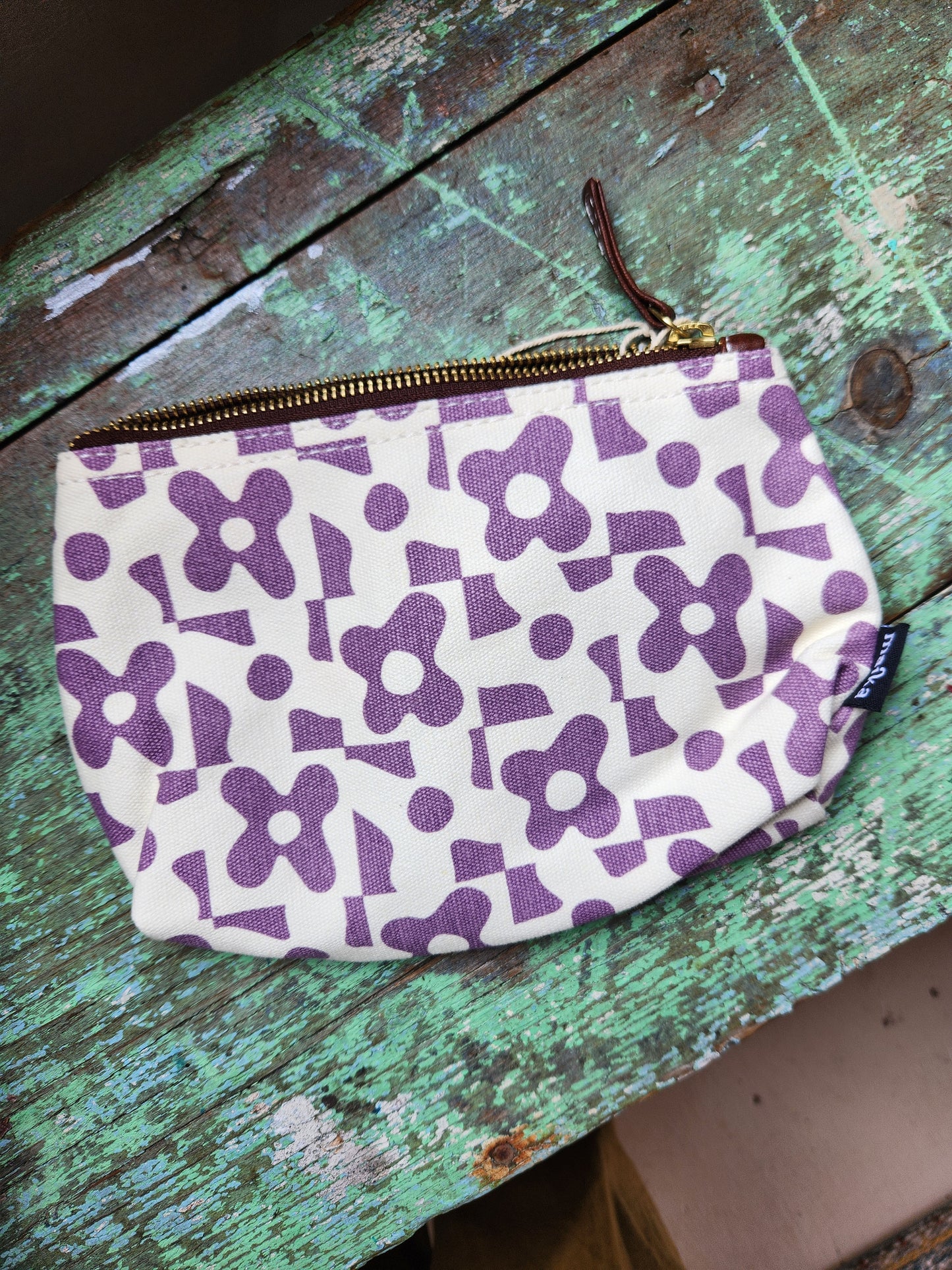 Knitting Project Bag, Medium Zipper Pouch, Nolita